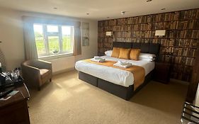 Waveney Inn & Hotel